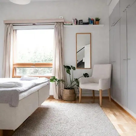 Bed And Books *